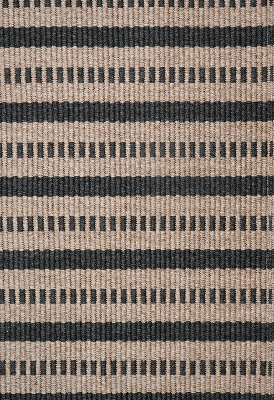 Issy Rug (300 x 400)